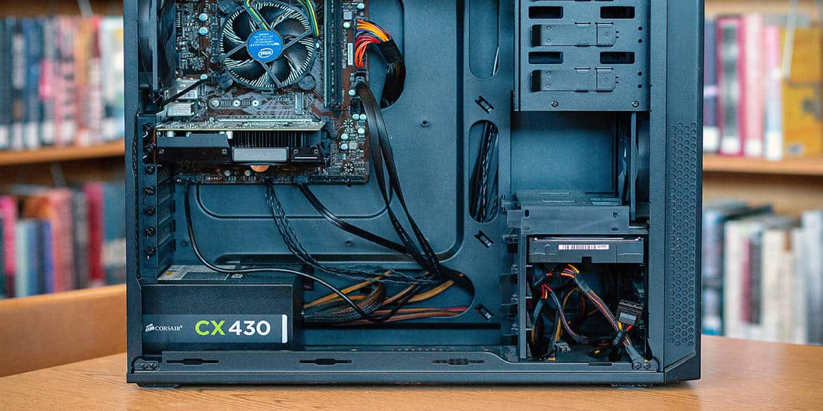 As 10 Melhores Fontes para PC de 2024: Thermaltake, Corsair e muito mais!